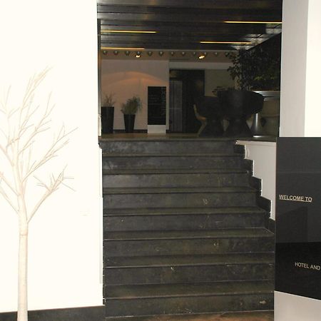 Hotel Vdb Next Catania Bagian luar foto