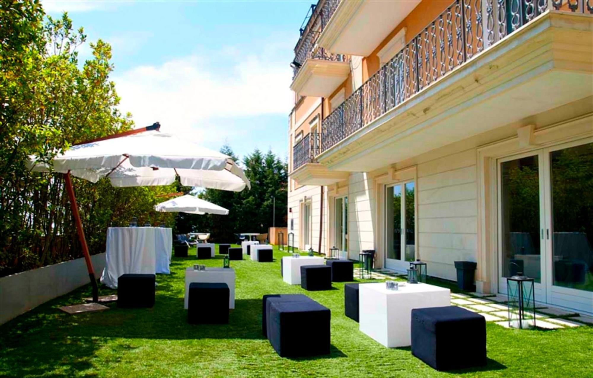 Hotel Vdb Next Catania Bagian luar foto