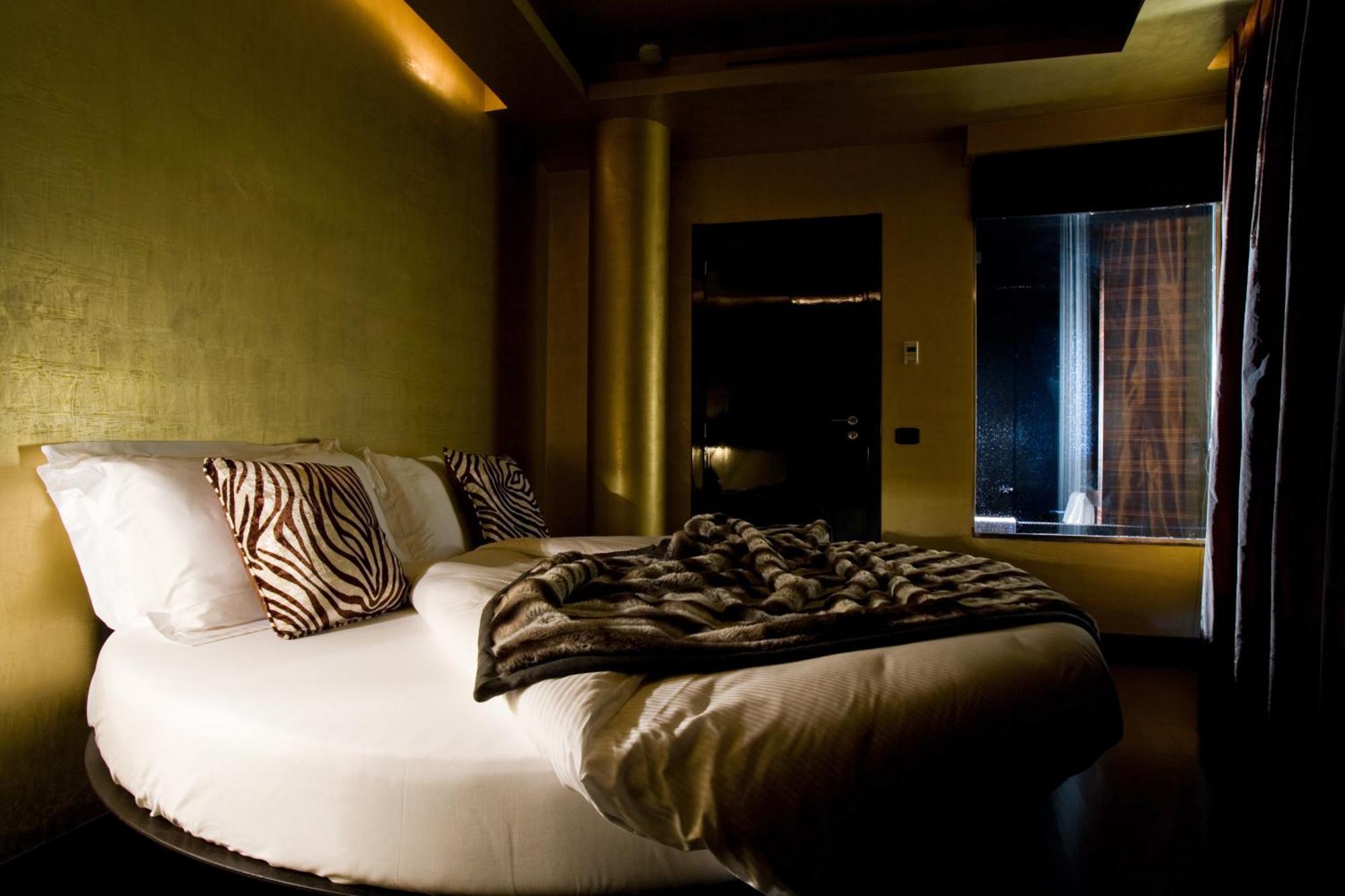Hotel Vdb Next Catania Bagian luar foto