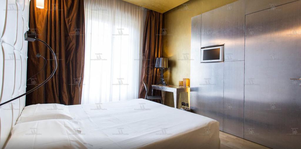 Hotel Vdb Next Catania Bagian luar foto